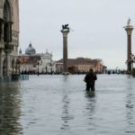 Ущерб от наводнения в Венеции вырос до миллиарда евро