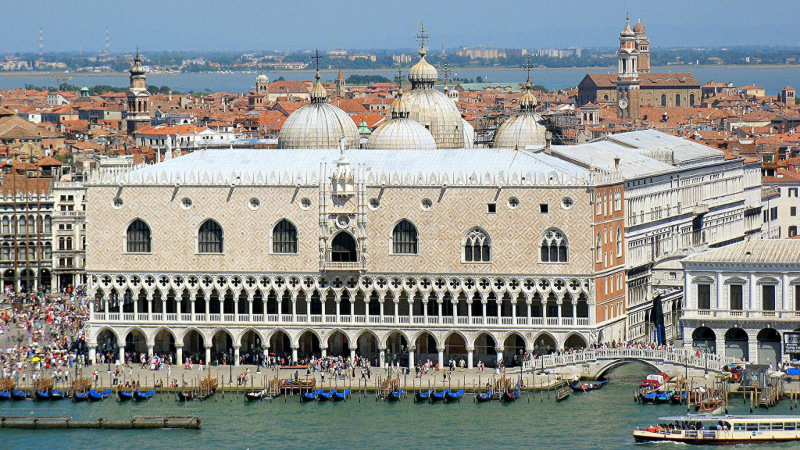 В Венеции открываются музеи