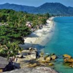Таиланд разрешил привитым «Спутником V» въезд на свои курорты